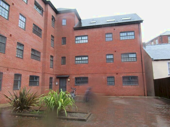 2 Bedroom Flat For Sale In Brook Street, Derby, Derbyshire, DE1