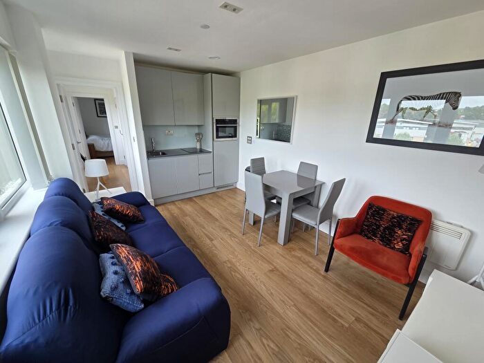 2 Bedroom Apartment To Rent In Laporte Way, Luton, LU4