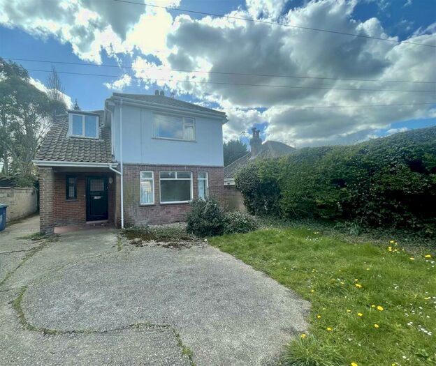 4 Bedroom House To Rent In Dereham Road, Norwich, NR5