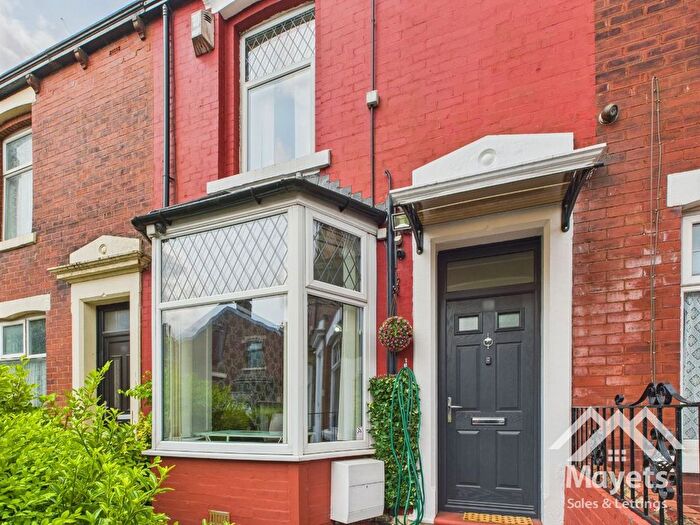 3 Bedroom Terraced House To Rent In Leamington Road, Blackburn. Lancs., BB2