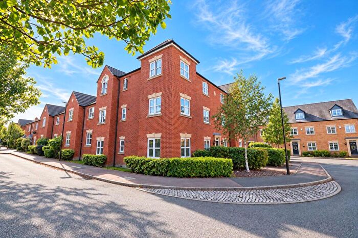 2 Bedroom Apartment For Sale In Peter Crisp Way, Rushden, Northamptonshire, NN10