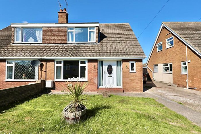 3 Bedroom Semi-Detached House For Sale In Damson Road, Thorngumbald, Hull, HU12