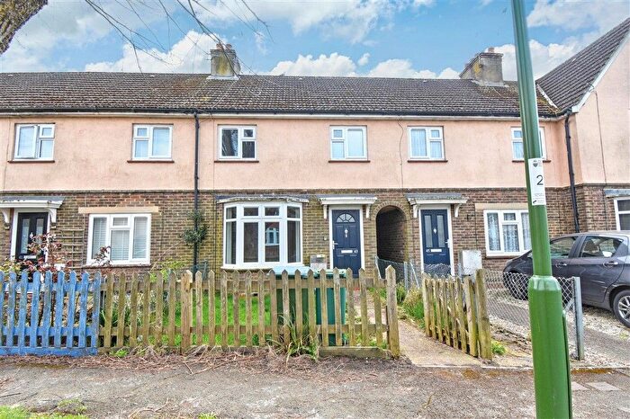 4 Bedroom Terraced House For Sale In Innes Road, Horsham, RH12
