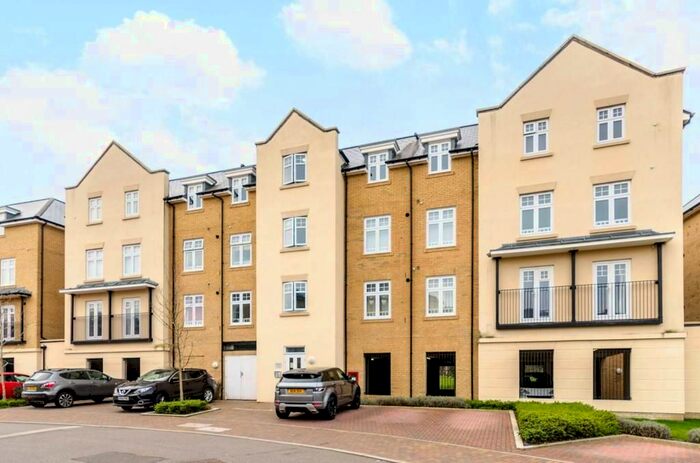 1 Bedroom Flat To Rent In Mackintosh Street, Bromley, BR2