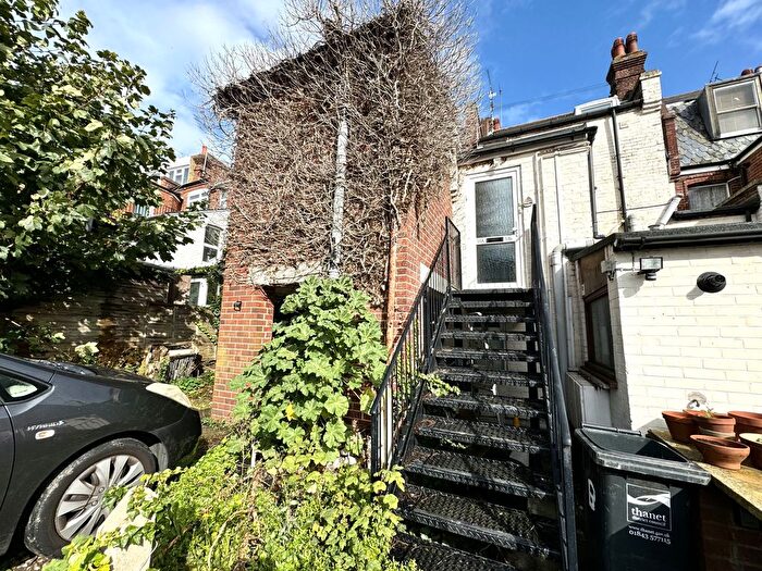 1 Bedroom Studio To Rent In High Street, Broadstairs, CT10