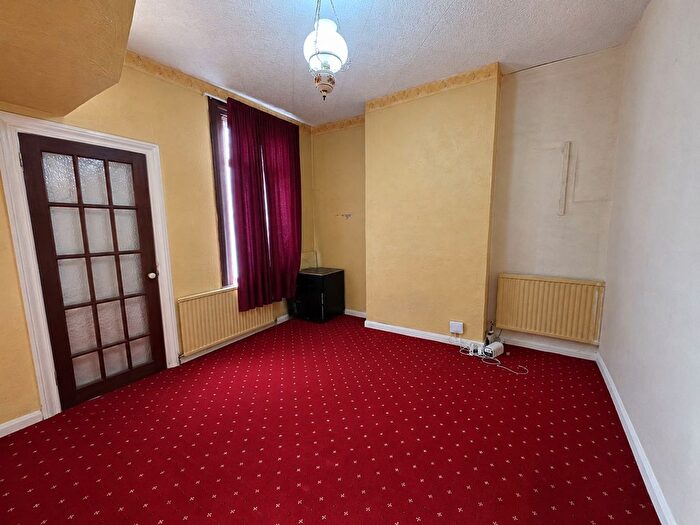 4 Bedroom Terraced House To Rent In Burford Road, London, E6