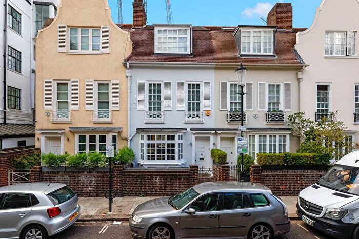 3 Bedroom Terraced House To Rent In Burnsall Street, London, SW3
