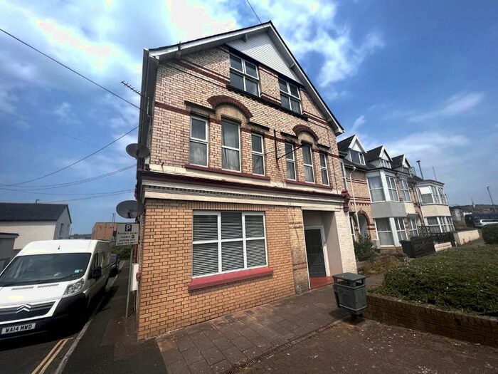 2 Bedroom Flat To Rent In Osbourne Terrace, Sticklepath, Barnstaple, EX31