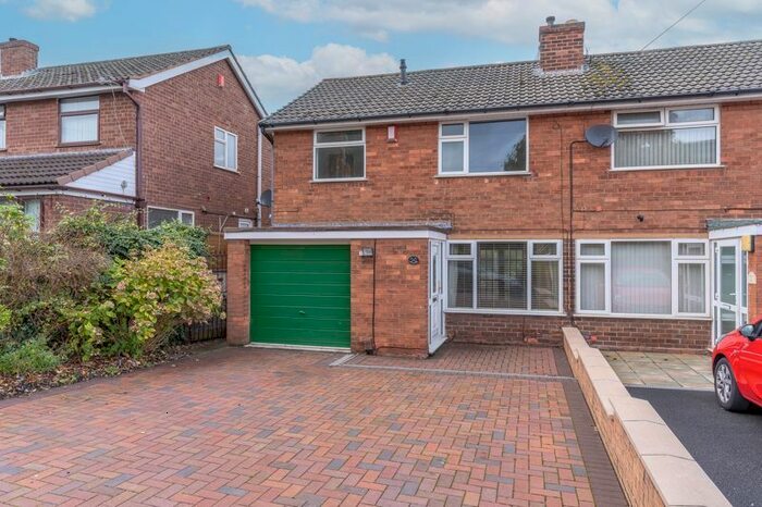 3 Bedroom Semi-Detached House To Rent In Haybridge Road, Wellington, Telford, TF1