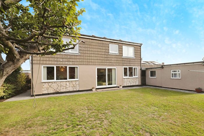 5 Bedroom Detached House For Sale In Stuart Grove, Eggborough, Goole, DN14