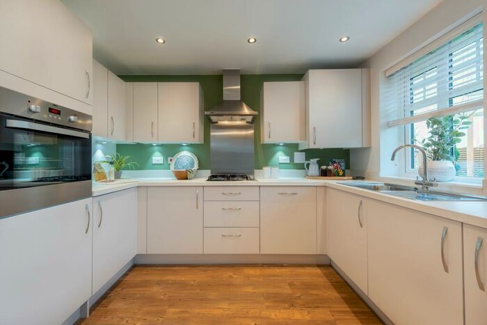 3 Bedroom Semi-Detached House For Sale In Watling Street, St Nicolas Park, Nuneaton, Warwickshire, CV11