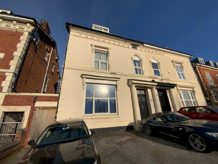 Studio To Rent In Warwick Road, Olton, B92