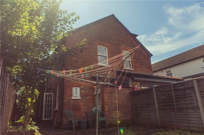 5 Bedroom Semi-Detached House To Rent In Leas Road, Guildford, GU1