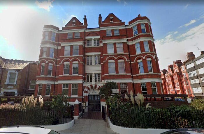 1 Bedroom Flat To Rent In Hamlet Gardens, London, W6