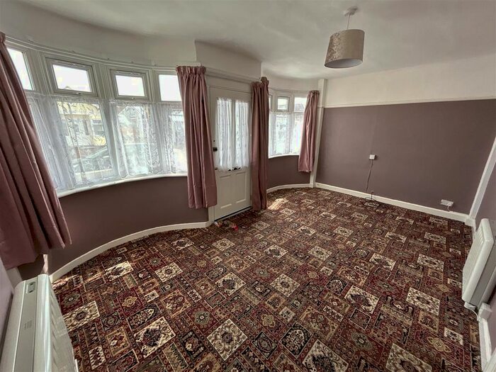 2 Bedroom Detached Bungalow To Rent In Flowers Way, Jaywick, Clacton-On-Sea, CO15