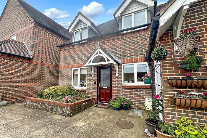 2 Bedroom Apartment For Sale In Arundel Road, Angmering, West Sussex, BN16