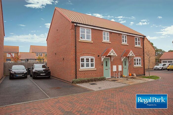 3 Bedroom Semi Detached House For Sale In Bramble Close, Newborough, Peterborough, PE6