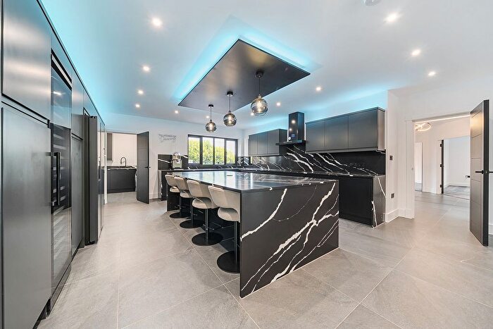 6 Bedroom Detached House For Sale In Highfield Park, Rossendale, BB4