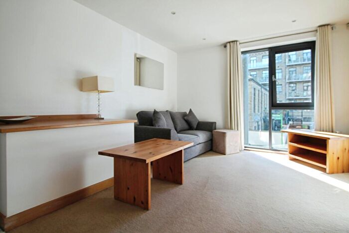 1 Bedroom Flat To Rent In Salts Mill Road, Shipley, Bradford, BD17