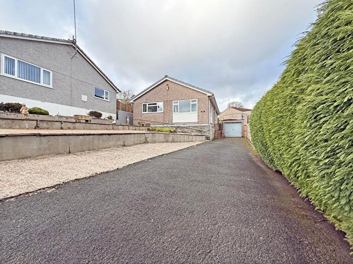 3 Bedroom Detached Bungalow For Sale In Oak Tree Park, Glenholt, Plymouth, PL6