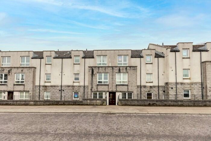 2 Bedroom Flat To Rent In A Eday Road, Aberdeen, AB15