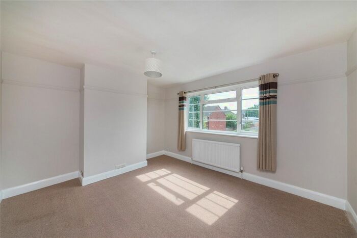 1 Bedroom Flat To Rent In Perigan Court, Churchview Road, TW2