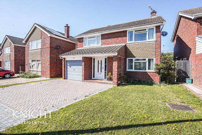 4 Bedroom Detached House For Sale In Hawlmark End, Marks Tey, Colchester, CO6