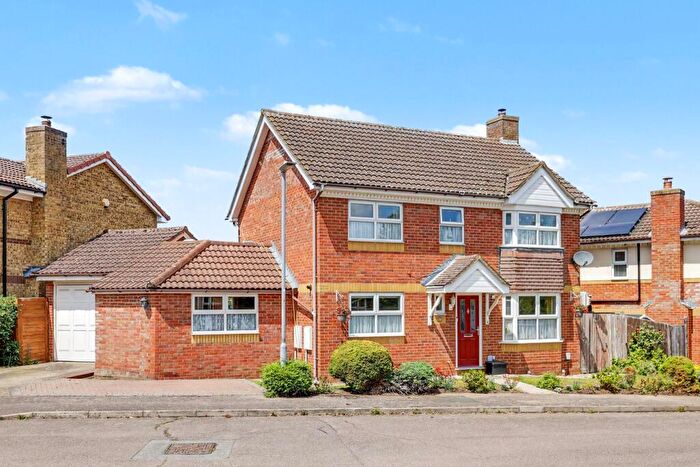 4 Bedroom Detached House For Sale In Stane Street, Baldock, SG7