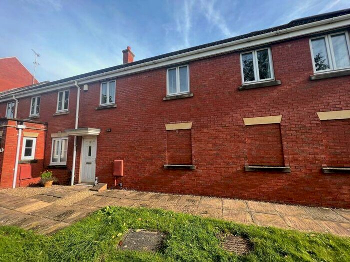 2 Bedroom Flat To Rent In Orchard Gate, Bristol, BS32