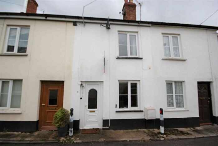 2 Bedroom Cottage To Rent In Peter Street, Bradninch, Devon, EX5