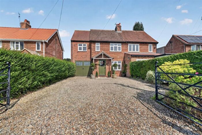 3 Bedroom Semi-detached House For Sale In Sutton-On-The-Forest, York, YO61