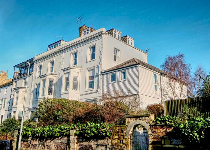 1 Bedroom Flat To Rent In Old Dover Road, Canterbury, CT1