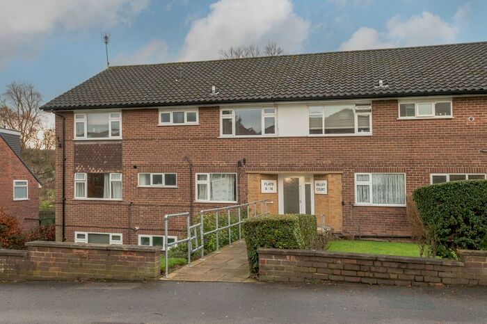 2 Bedroom Flat To Rent In Valley Court, Allerton Grange Vale, Moortown, Leeds, LS17