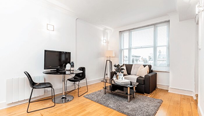 Studio To Rent In Hill Street, London, W1J