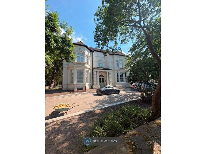 2 Bedroom Flat To Rent In Ullet Road, Liverpool, L8