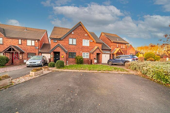2 Bedroom Semi Detached House For Sale In Enville Close, Walsall, WS3