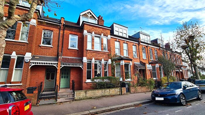 1 Bedroom Flat For Sale In Fortis Green Avenue, East Finchley, N2