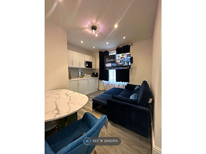 1 Bedroom Flat To Rent In Gaywood Street, London, SE1