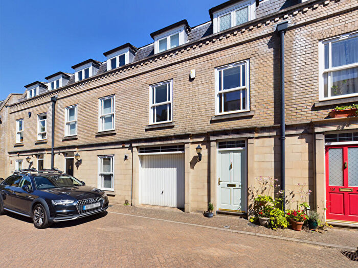 4 Bedroom Terraced House To Rent In Fairsford Place, Cambridge, CB1