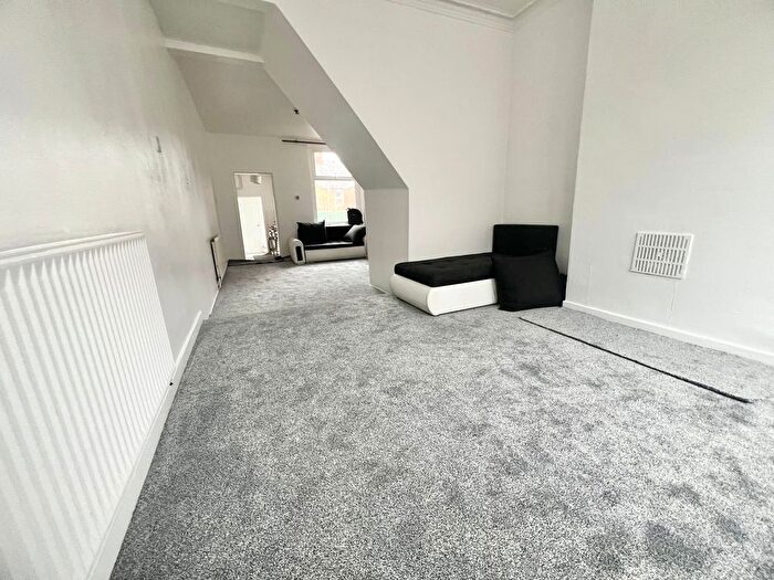 3 Bedroom Terraced House For Sale In Rowan Street, Leicester, LE3