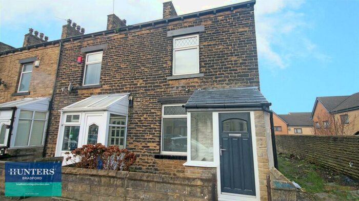 3 Bedroom End Of Terrace House To Rent In Keswick Street Bradford, West Yorkshire, BD4