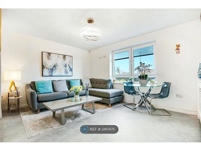 2 Bedroom Flat To Rent In Whimbrel Wynd, Renfrew, PA4