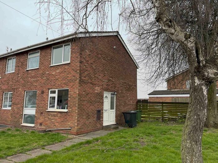 3 Bedroom House To Rent In Woburn Drive, CV10