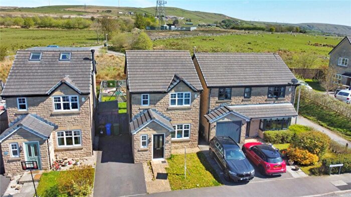 3 Bedroom Detached House For Sale In Siskin Avenue, Bacup, Rossendale, OL13