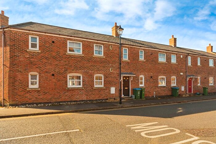 1 Bedroom Maisonette To Rent In Great Meadow Way, Fairford Leys, HP19
