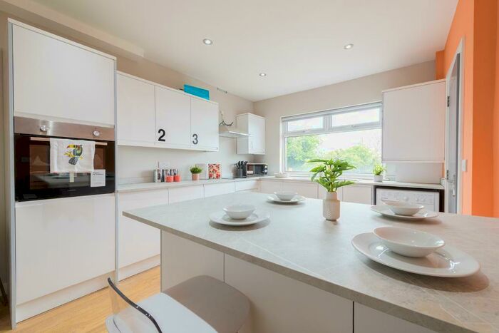 1 Bedroom House Of Multiple Occupation To Rent In Granny Avenue, Morley, Leeds, LS27