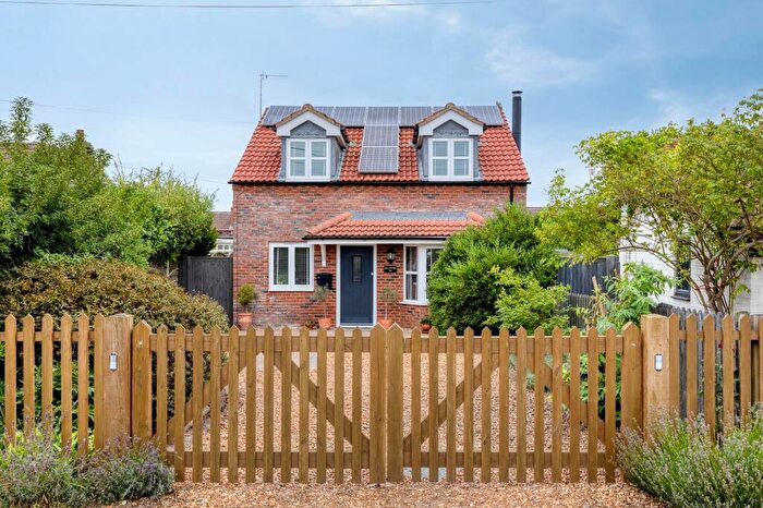 3 Bedroom Detached House For Sale In Unique Three Bedroom Home Downham Market, PE38