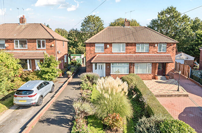 3 Bedroom Semi-Detached House For Sale In Queensthorpe Close, Leeds, West Yorkshire, LS13