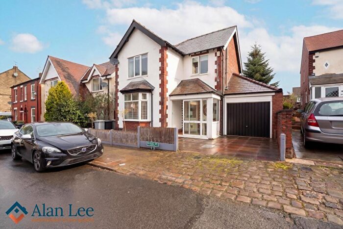 3 Bedroom Detached House For Sale In Glegg Street, Macclesfield, SK11