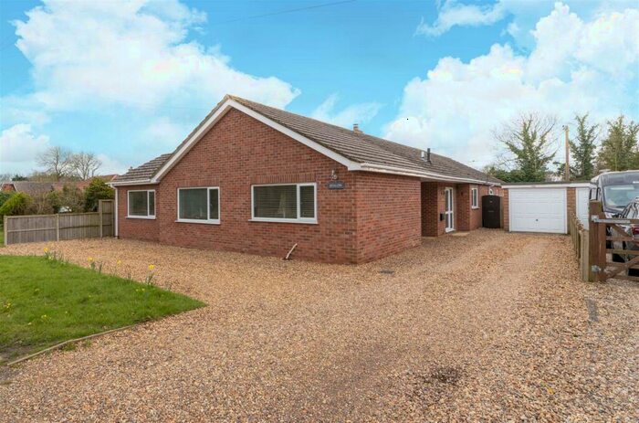 4 Bedroom Detached Bungalow For Sale In Morley St. Peter, Wymondham, NR18